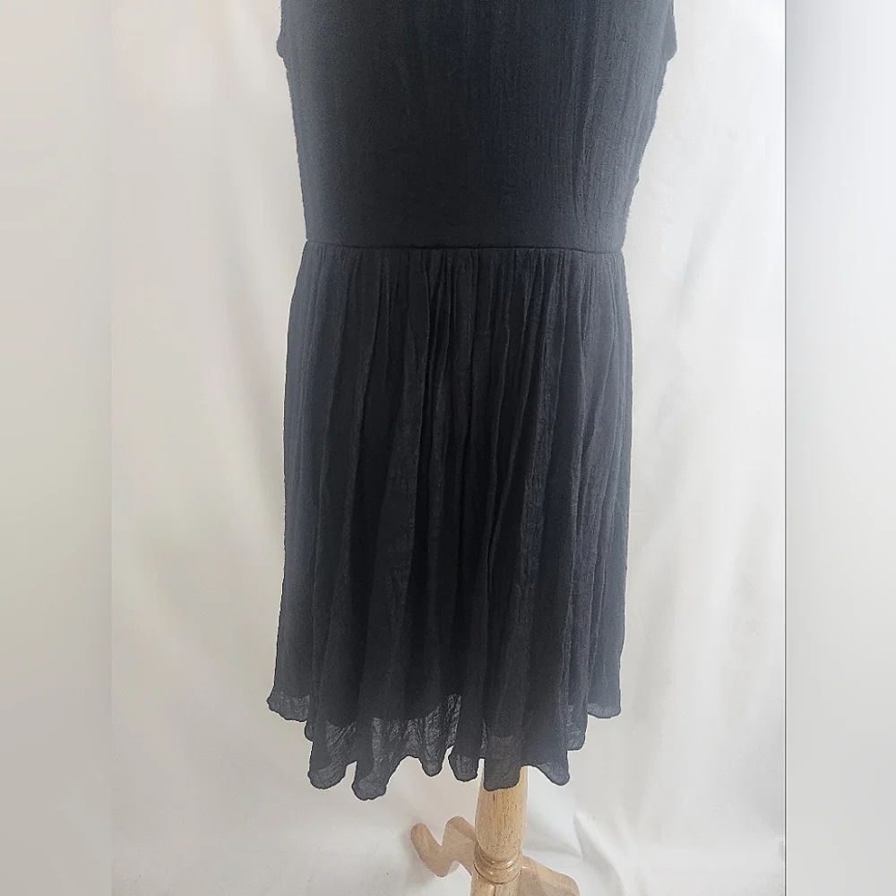 Little Black Dress Size Large - Picture 12 of 15